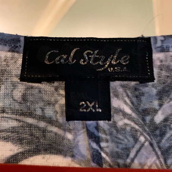 Blouse - Picture 4 of 5